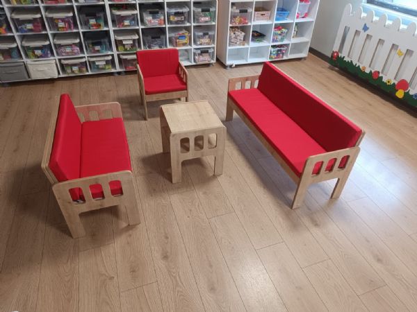 Ahşap Kırmızı Koltuk Takımı