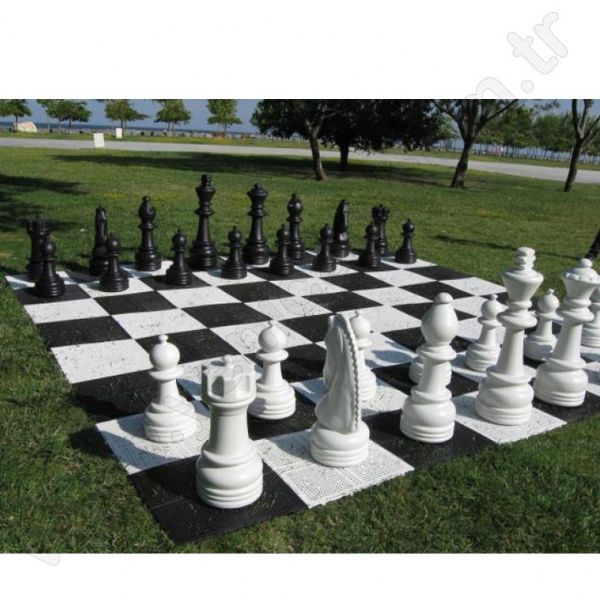 Garden Chess (Shah Size = 45 Cm)