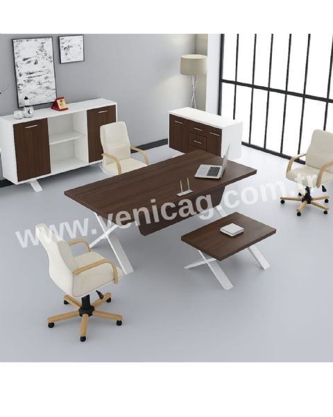 Müdür Ofis Takımı